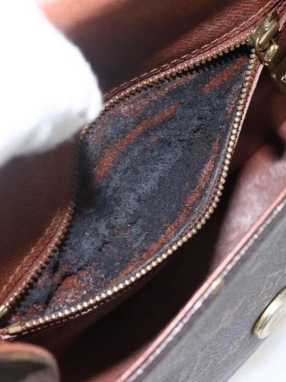 LOUIS VUITTON Monogram Saint Cloud MM Shoulder Bag M51243 LV Auth 169871 - Picture 9 of 16